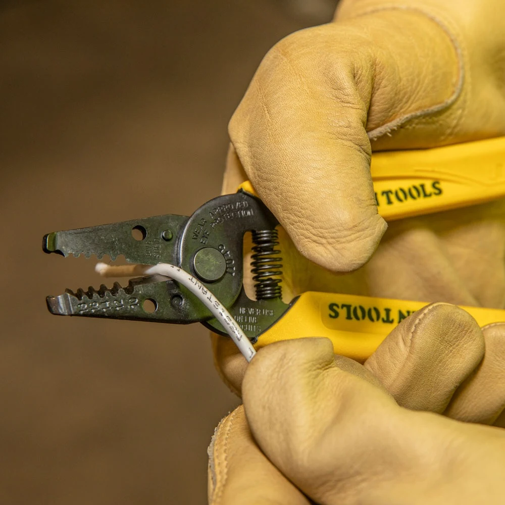 KLEIN TOOLS 11045 стриппер с кусачками для одножильного провода 10–18 AWG